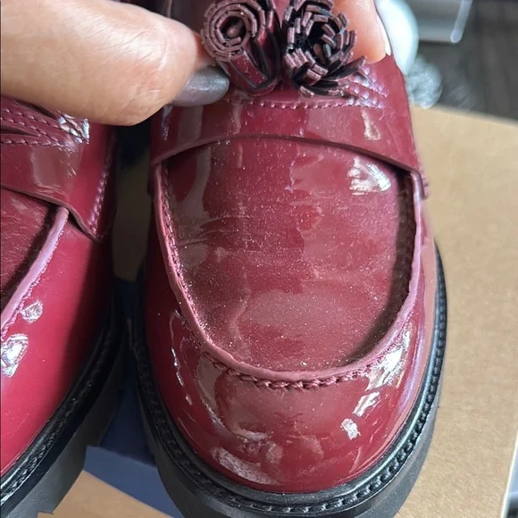 Stuart Weitzman Adrian Patent Maroon Cranberry Tassel Loafers 10.5 - Picture 6 of 7
